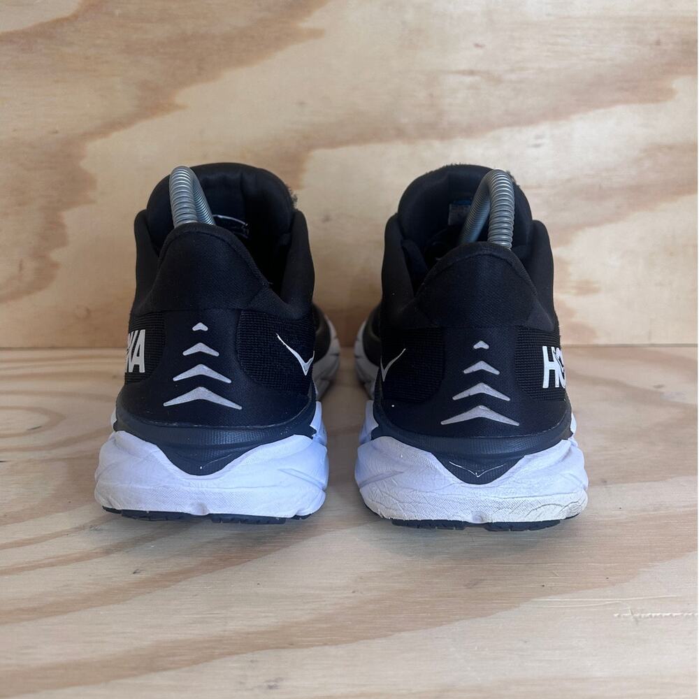 Hoka One One - Clifton 8 - Running Shoes - Black - Women's - 9B - 1119394 BWHT - Picture 6 of 9